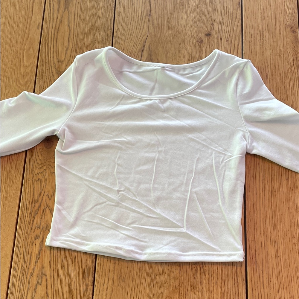 Amazon Classic White Women's Blouse